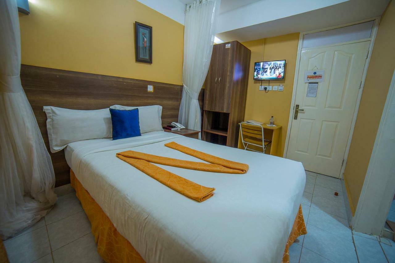 Eureka Place Hotel Kampala Ngoại thất bức ảnh